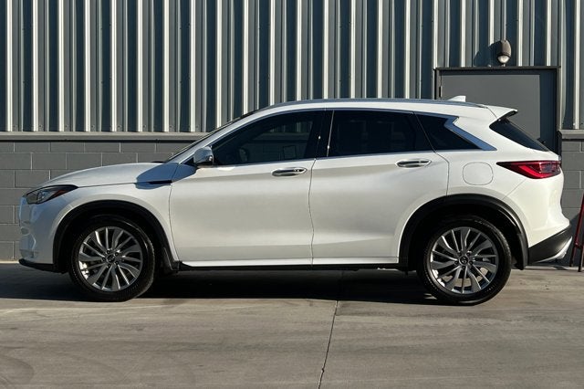 2023 INFINITI QX50 LUXE