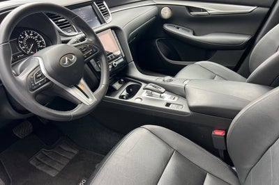 2023 INFINITI QX50 LUXE