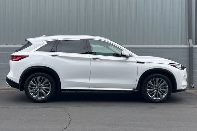 2023 INFINITI QX50 LUXE