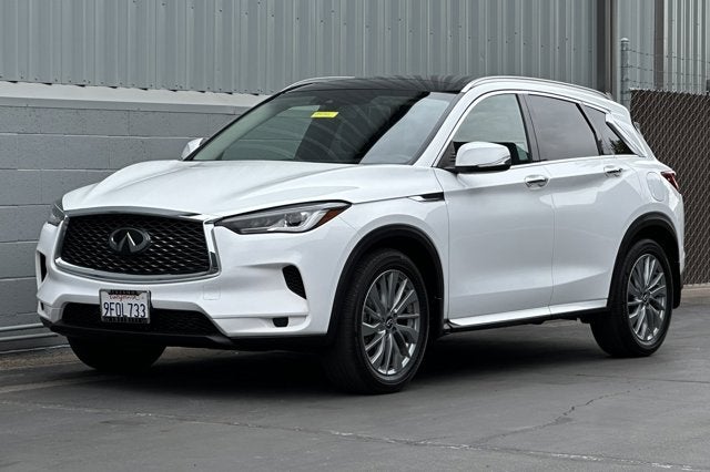 2023 INFINITI QX50 LUXE