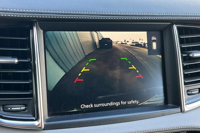 2023 INFINITI QX50 LUXE