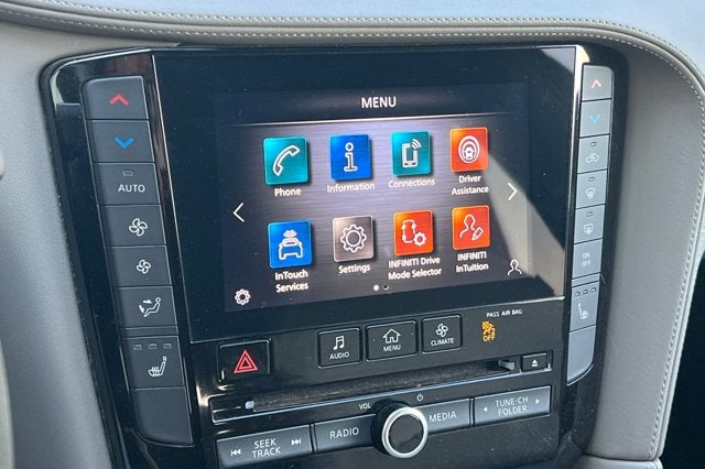 2023 INFINITI QX50 LUXE