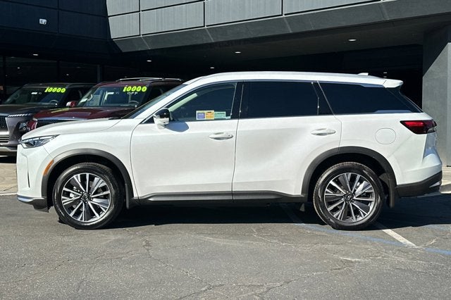2027 INFINITI QX60 LUXE