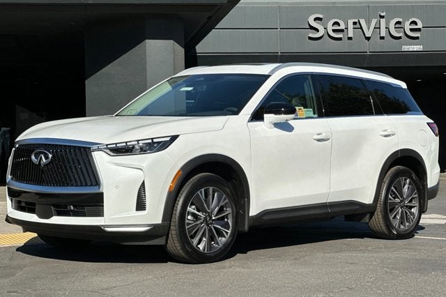 2027 INFINITI QX60 LUXE