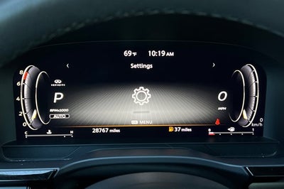 2023 INFINITI QX60 LUXE