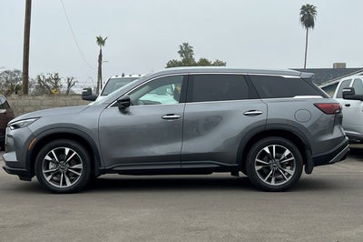 2023 INFINITI QX60 LUXE