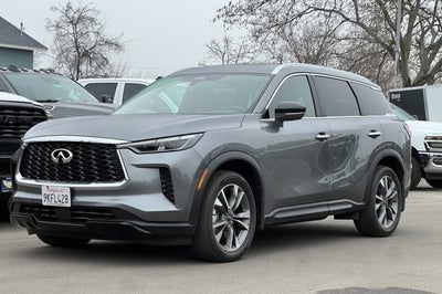 2023 INFINITI QX60 LUXE