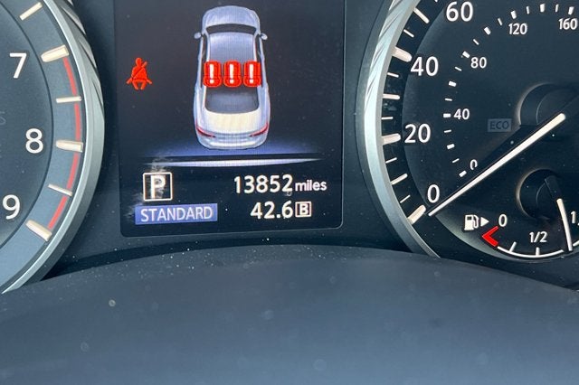 2023 INFINITI Q50 LUXE