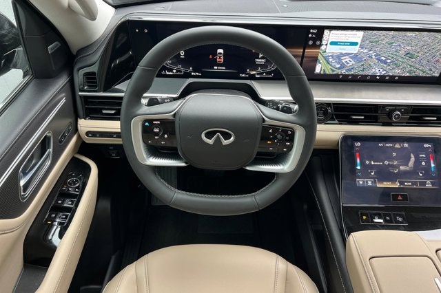 2025 INFINITI QX80 PURE