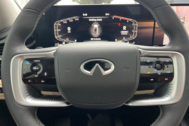 2025 INFINITI QX80 PURE