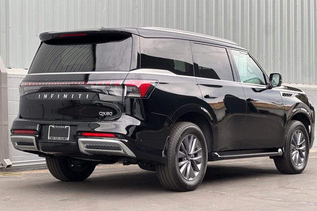2025 INFINITI QX80 PURE