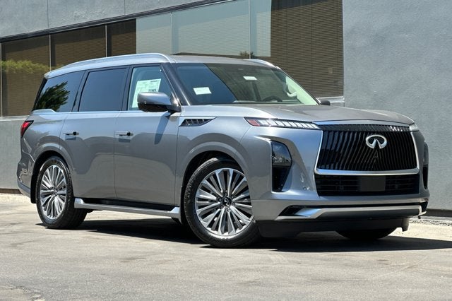 2027 INFINITI QX80 LUXE