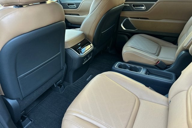 2026 INFINITI QX80 Luxe 4WD