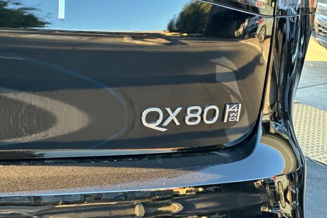 2026 INFINITI QX80 Luxe 4WD
