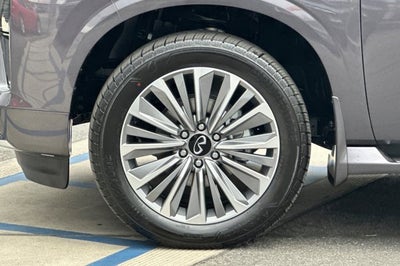 2026 INFINITI QX80 Luxe 4WD