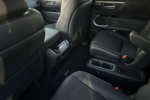 2026 INFINITI QX80 Luxe 4WD