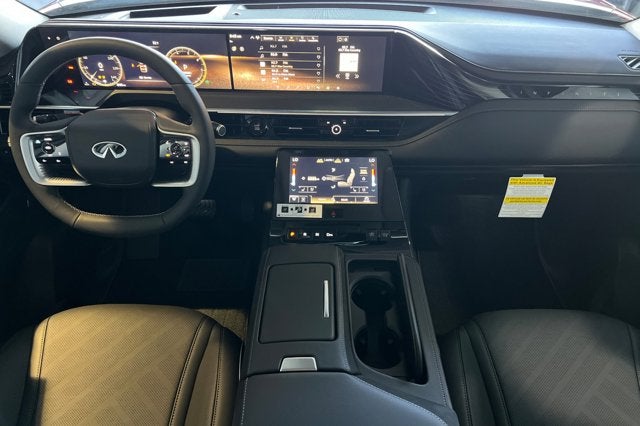 2026 INFINITI QX80 Luxe 4WD