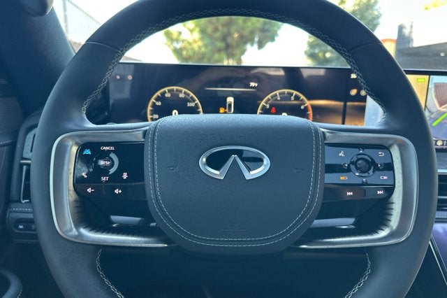 2027 INFINITI QX80 AUTOGRAPH
