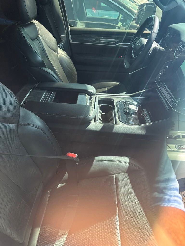 2022 Jeep Wagoneer Series III