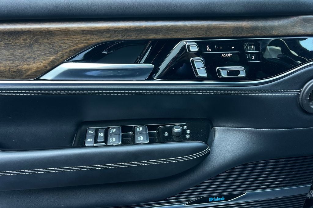 2022 Jeep Grand Wagoneer Series I