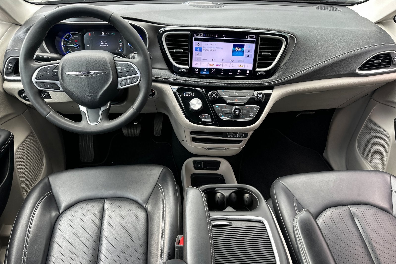 2024 Chrysler Pacifica Hybrid Select