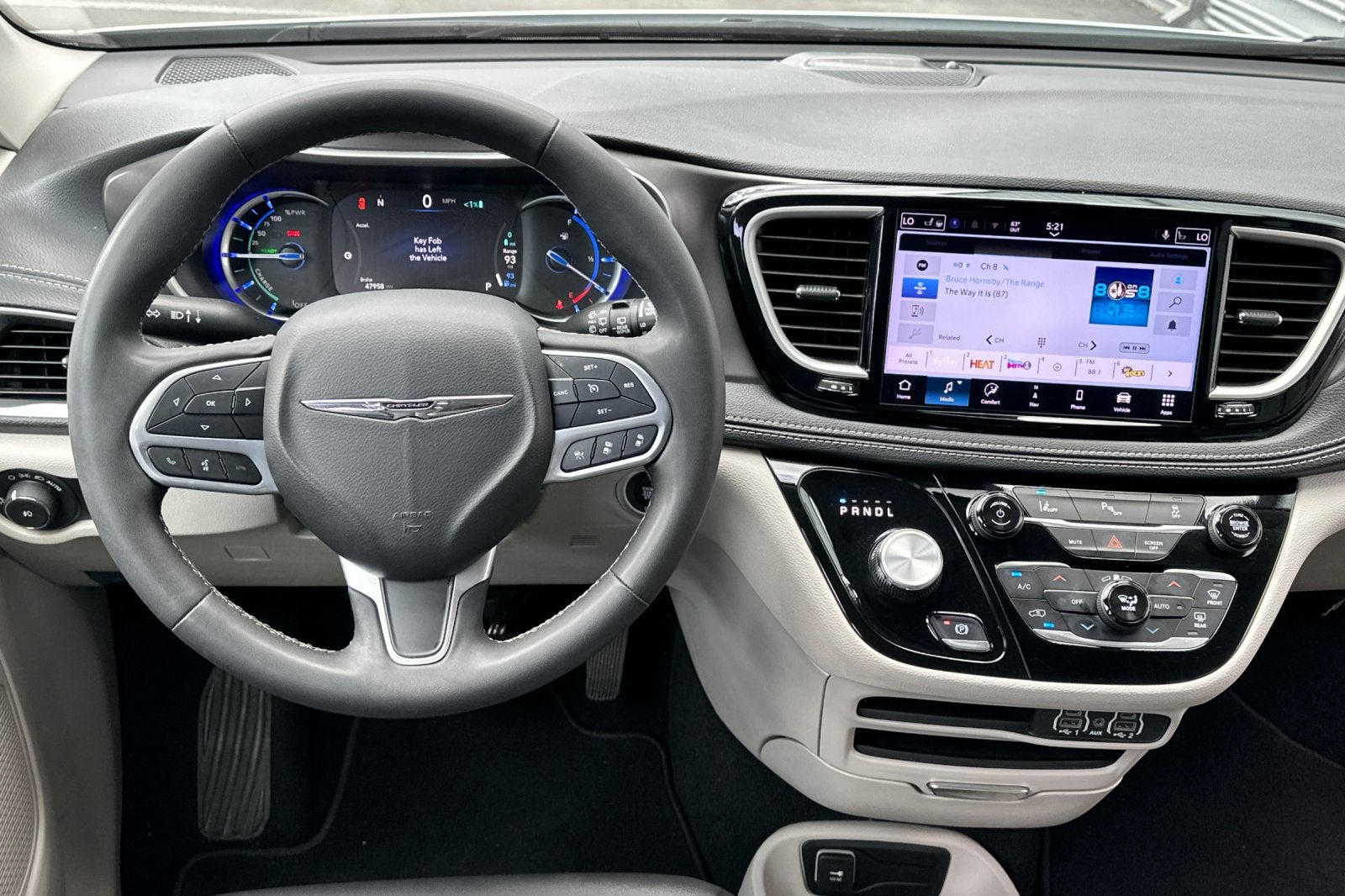 2024 Chrysler Pacifica Hybrid Select