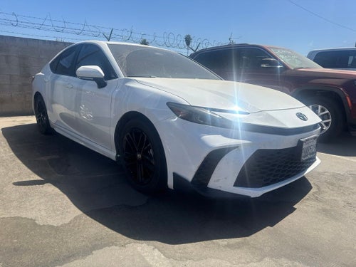 2025 Toyota Camry SE