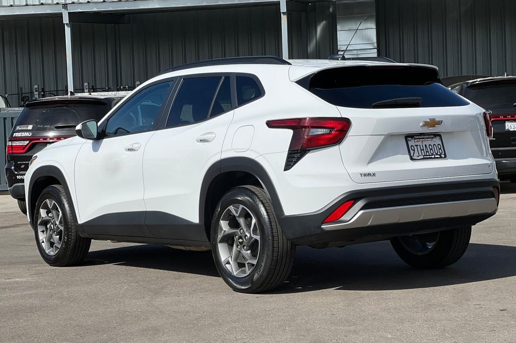 2025 Chevrolet Trax LT
