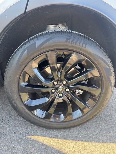 2023 Land Rover Discovery Sport SE