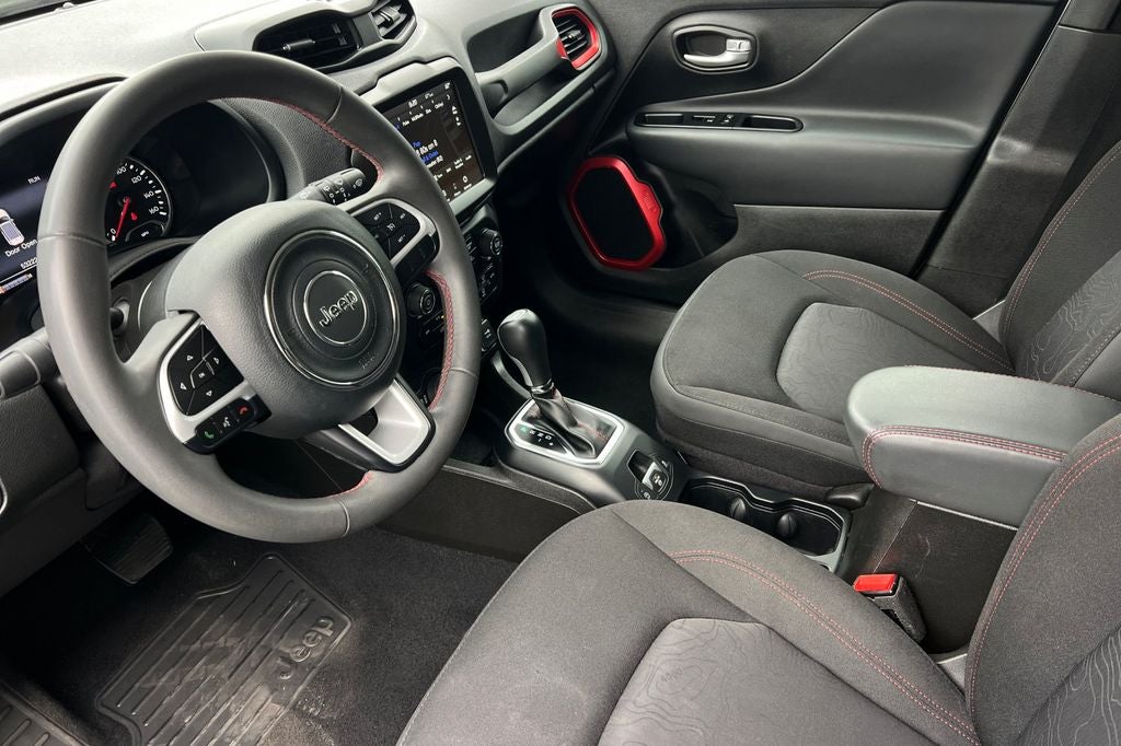 2023 Jeep Renegade Trailhawk