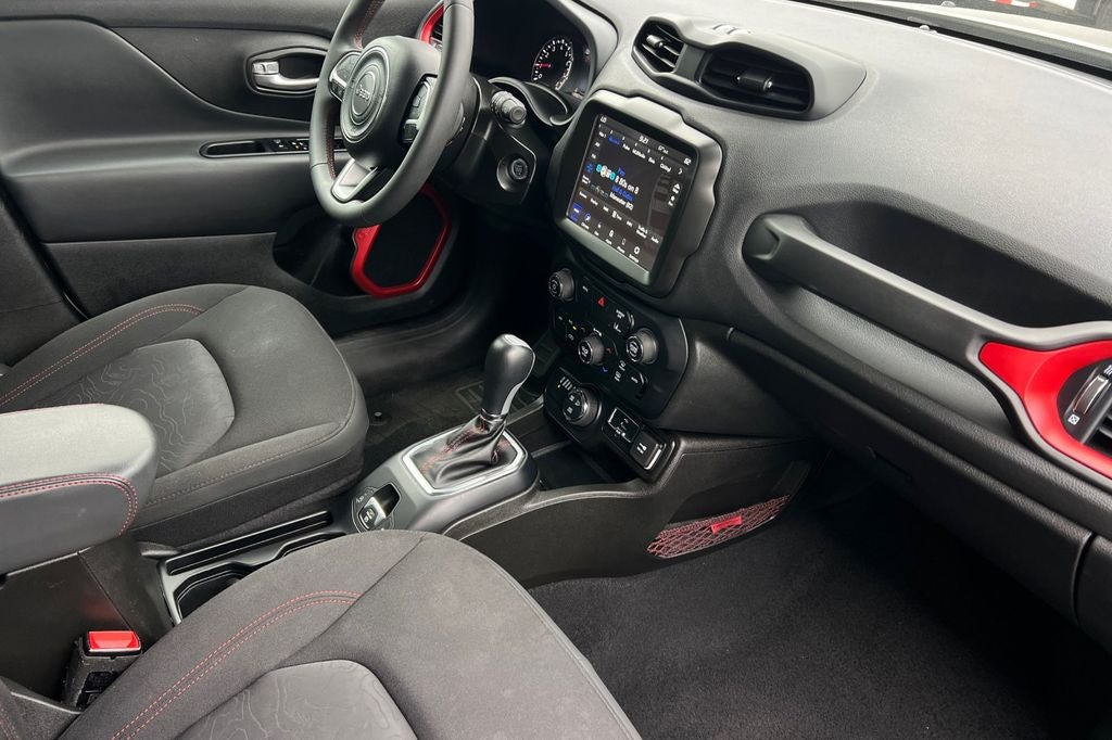2023 Jeep Renegade Trailhawk