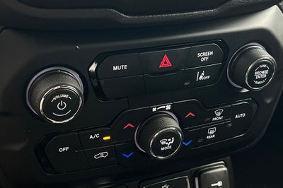 2023 Jeep Renegade Trailhawk