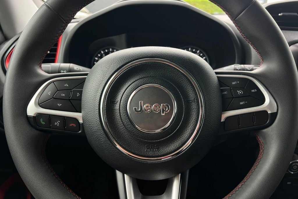 2023 Jeep Renegade Trailhawk
