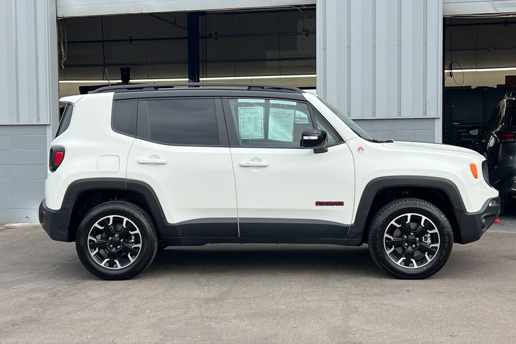 2023 Jeep Renegade Trailhawk